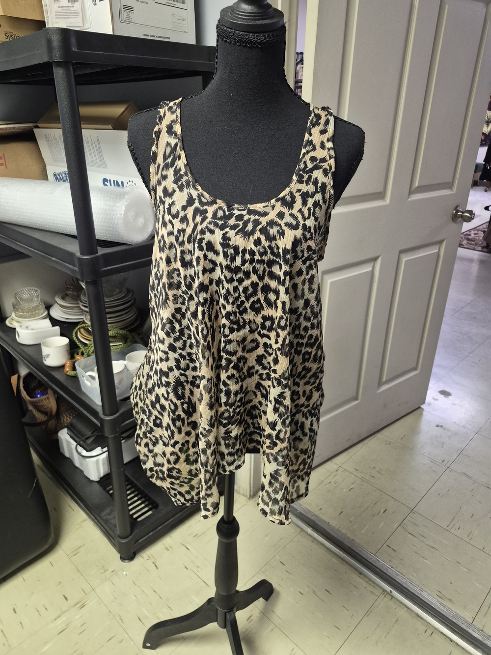 Tramp Leopard Print Tank Top - Beige and Black